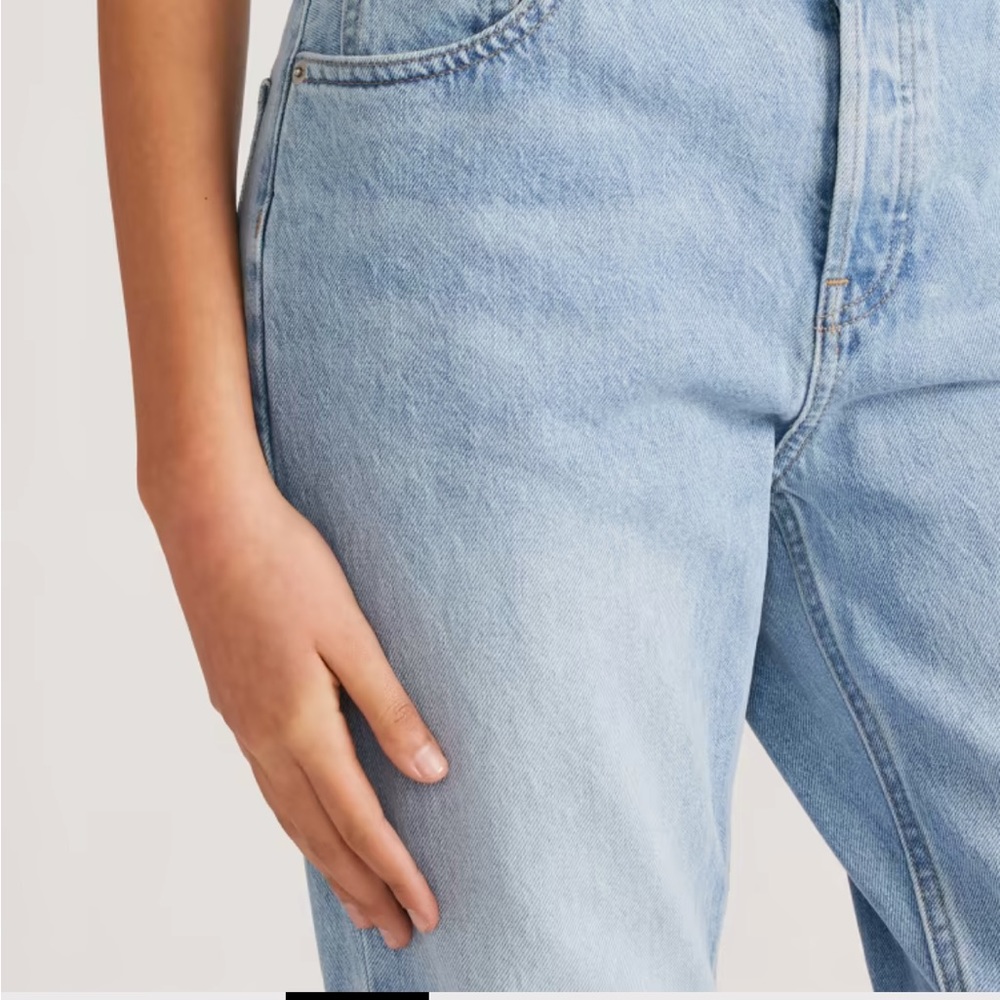 Everlane The Cheeky Jean - Picture 4 of 16